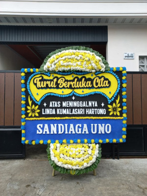 Papan Bunga Duka di Akesai